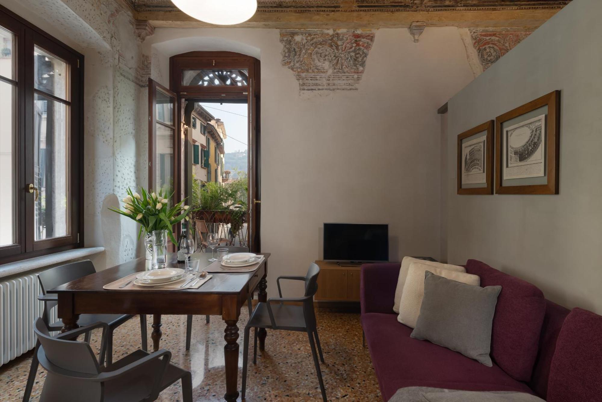 Residenza Roccamaggiore ヴェローナ エクステリア 写真