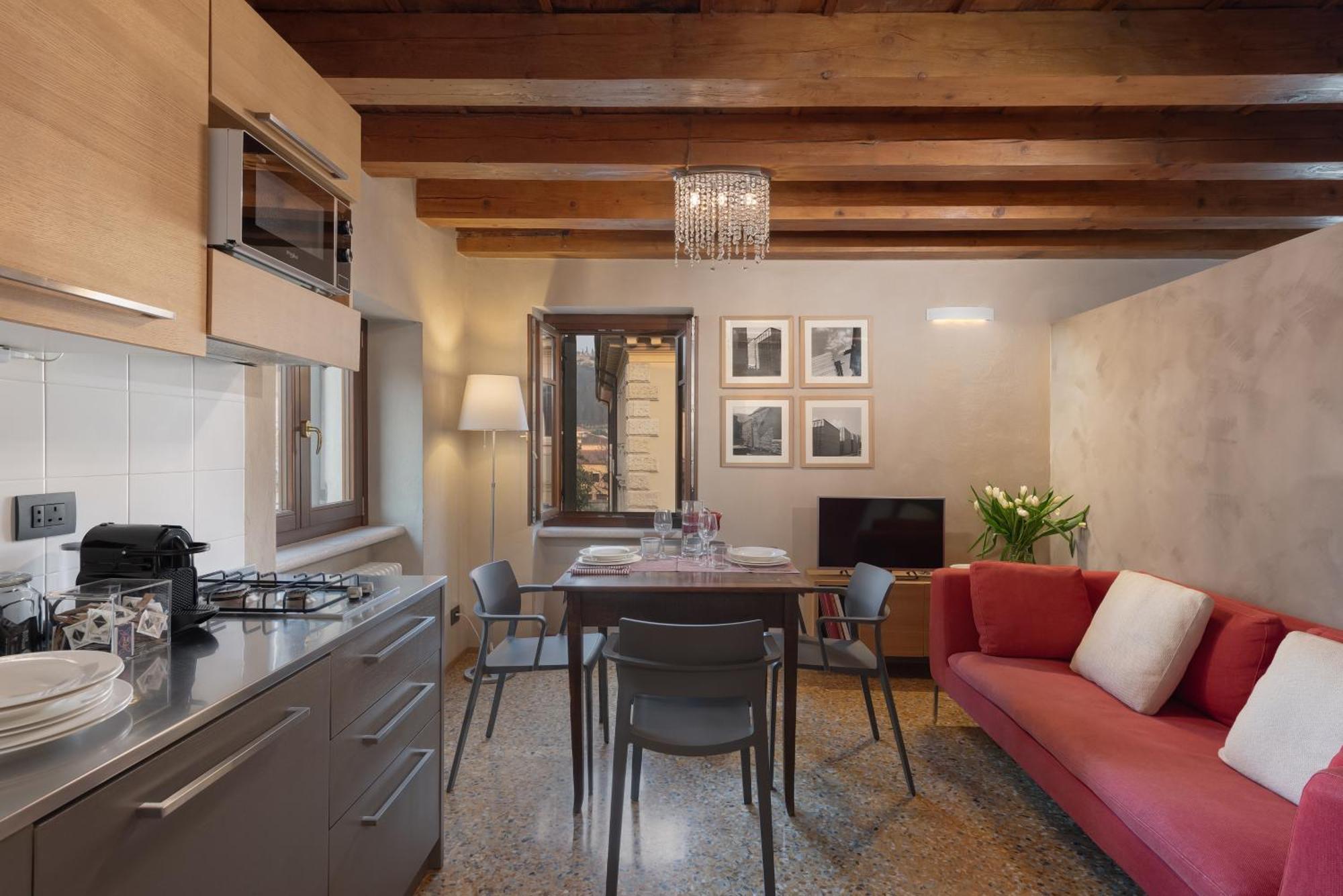 Residenza Roccamaggiore ヴェローナ エクステリア 写真