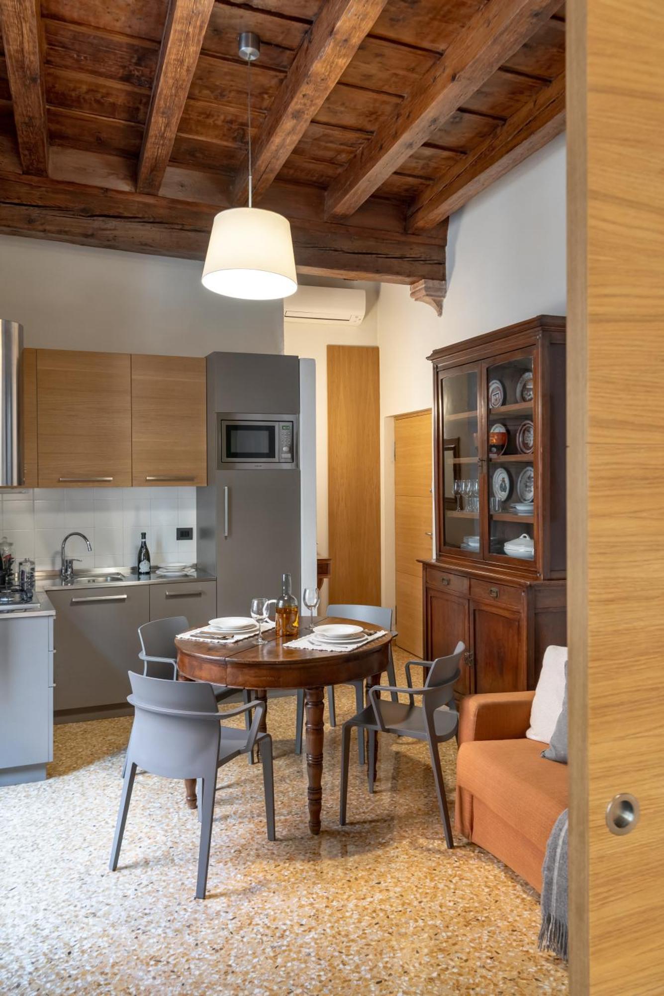 Residenza Roccamaggiore ヴェローナ エクステリア 写真