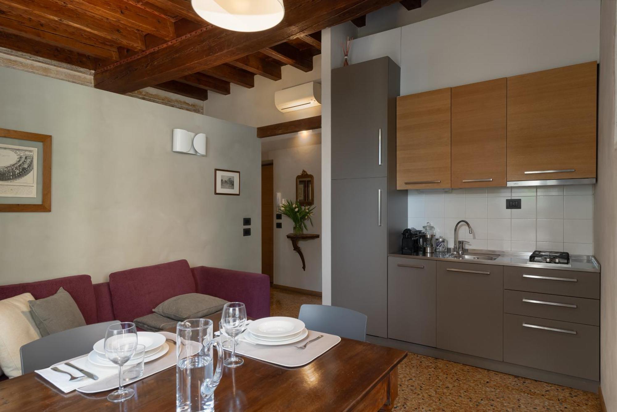 Residenza Roccamaggiore ヴェローナ エクステリア 写真