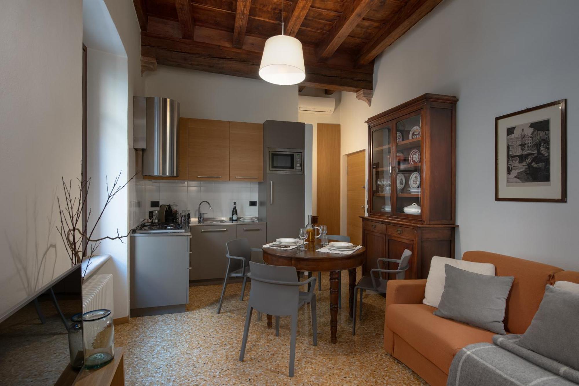 Residenza Roccamaggiore ヴェローナ エクステリア 写真