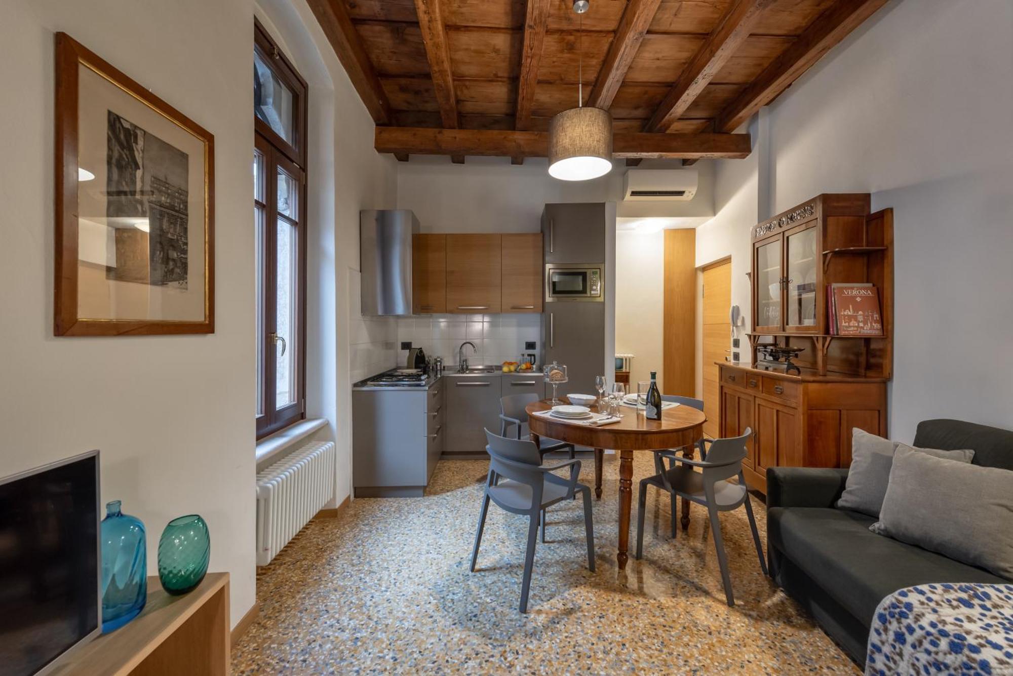 Residenza Roccamaggiore ヴェローナ エクステリア 写真