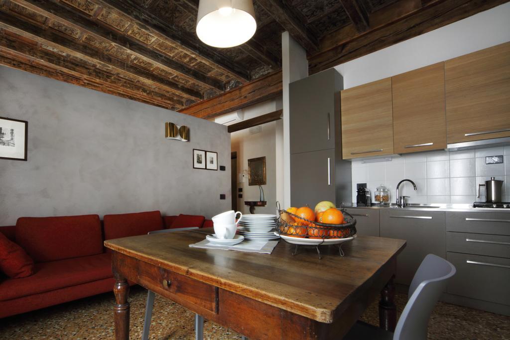 Residenza Roccamaggiore ヴェローナ エクステリア 写真